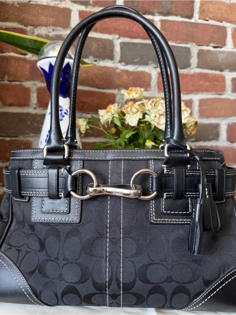 Hampton Signature Belted Carryall /
Satchel